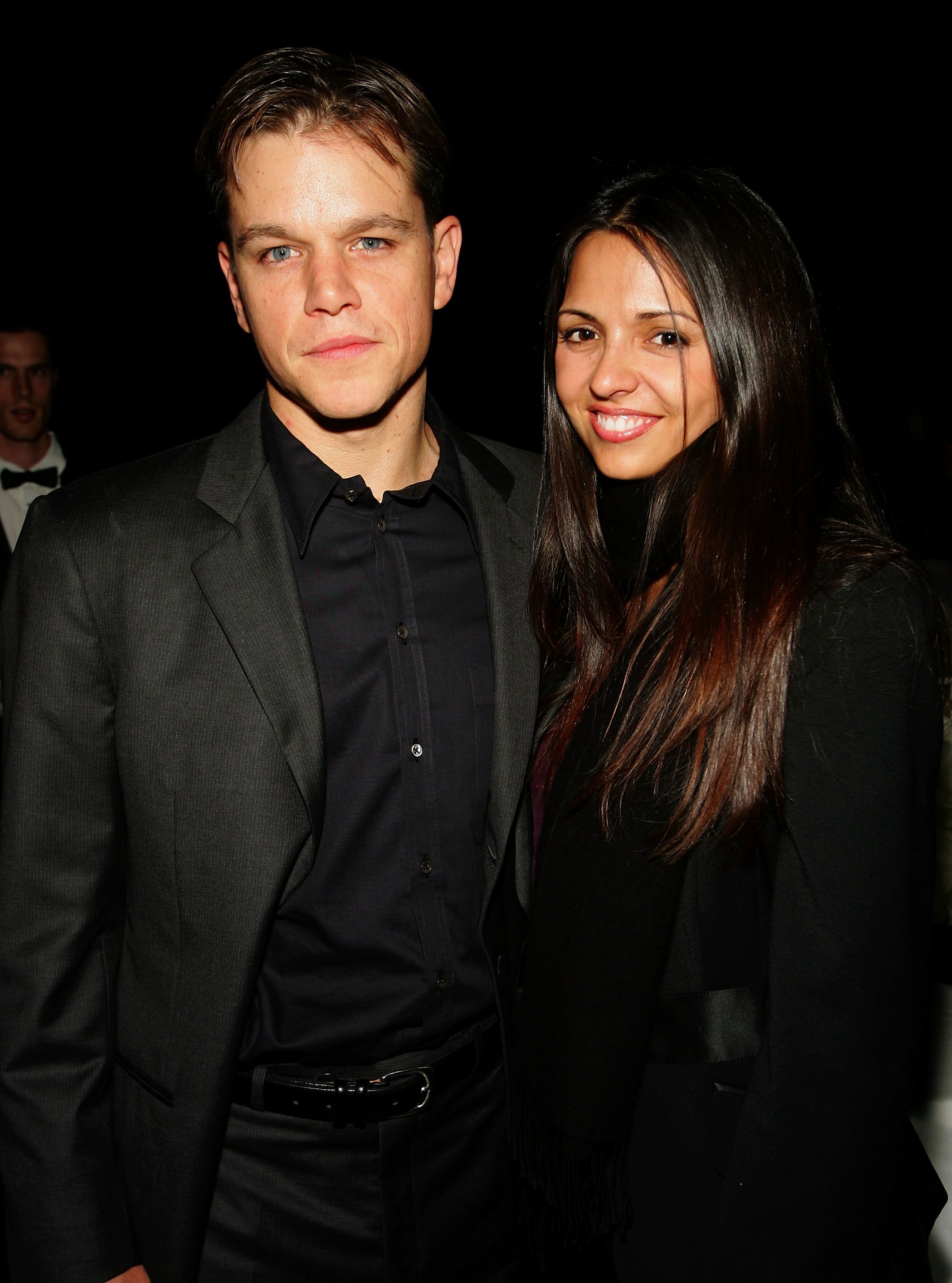 This image has an empty alt attribute; its file name is 01-matt-damon-luciana-barroso.jpg