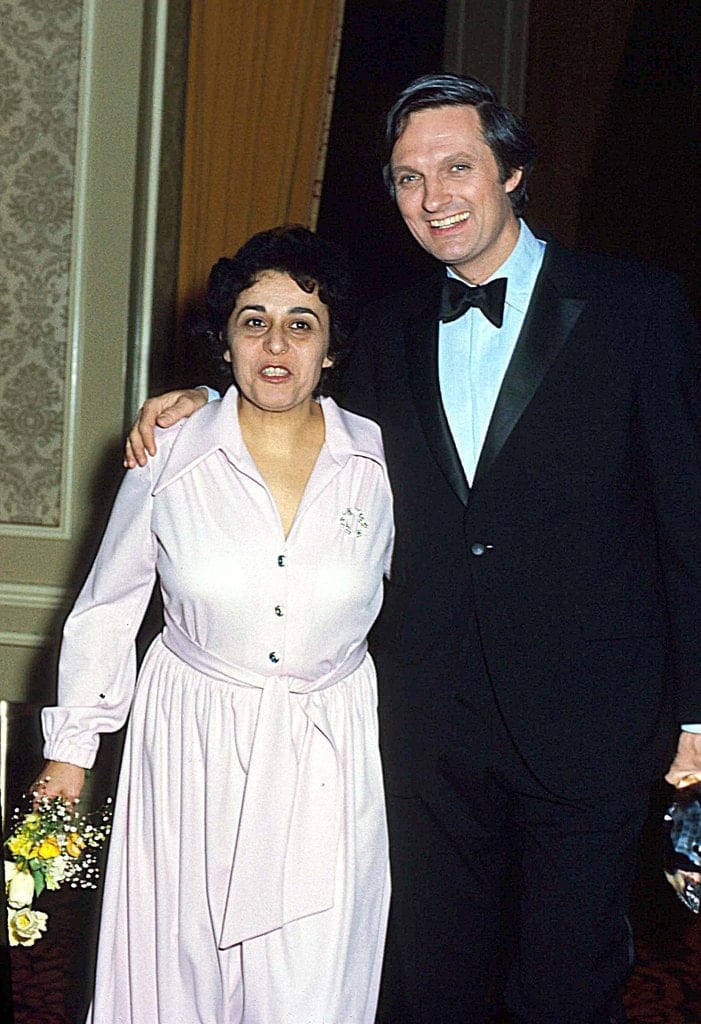 This image has an empty alt attribute; its file name is Alan-Arlene-Alda.jpg