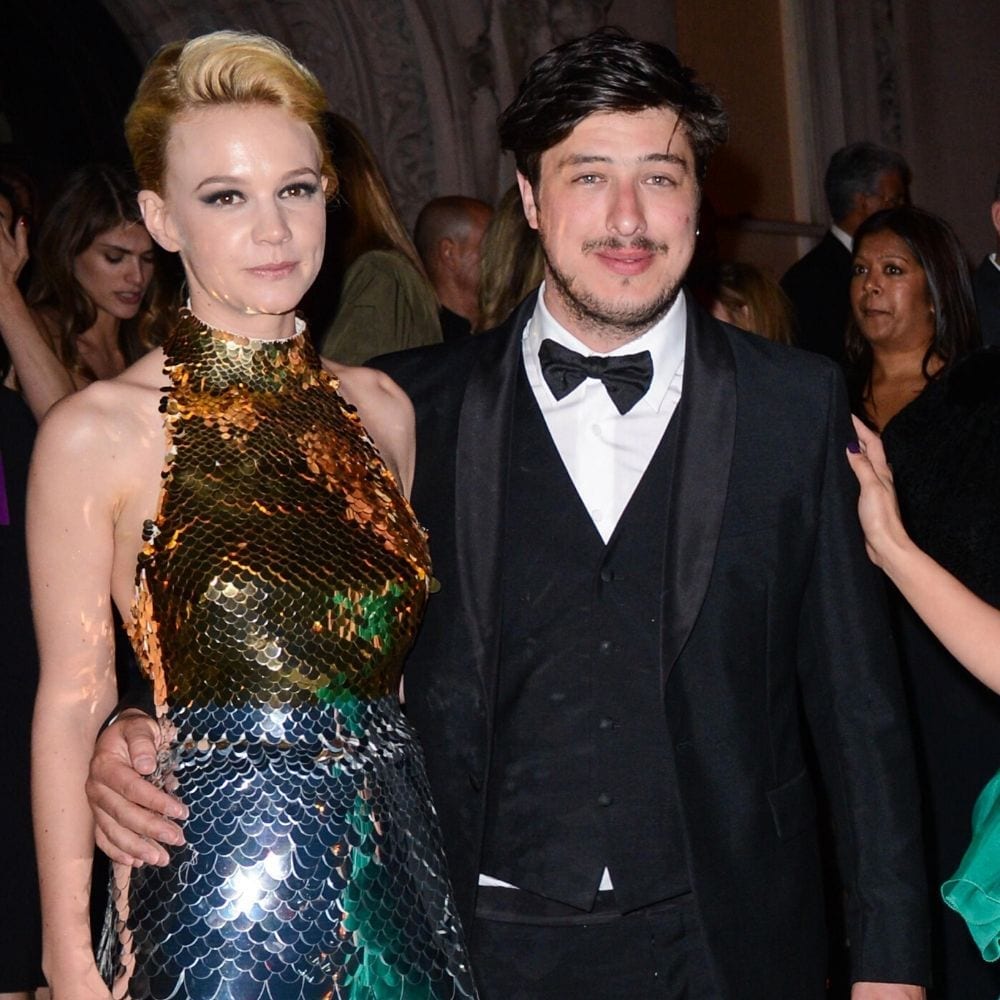 This image has an empty alt attribute; its file name is Carey-Mulligan-and-Marcus-Mumford.jpg