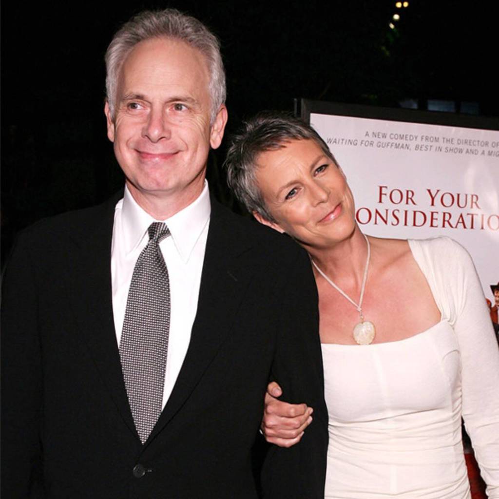 This image has an empty alt attribute; its file name is Jamie-Lee-Curtis-Christopher-Guest.jpg
