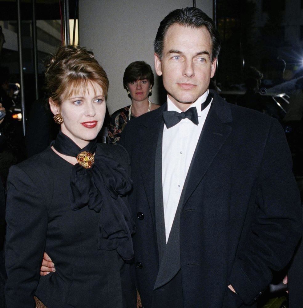 This image has an empty alt attribute; its file name is Mark-Harmon-and-Pam-Dawber-.jpg